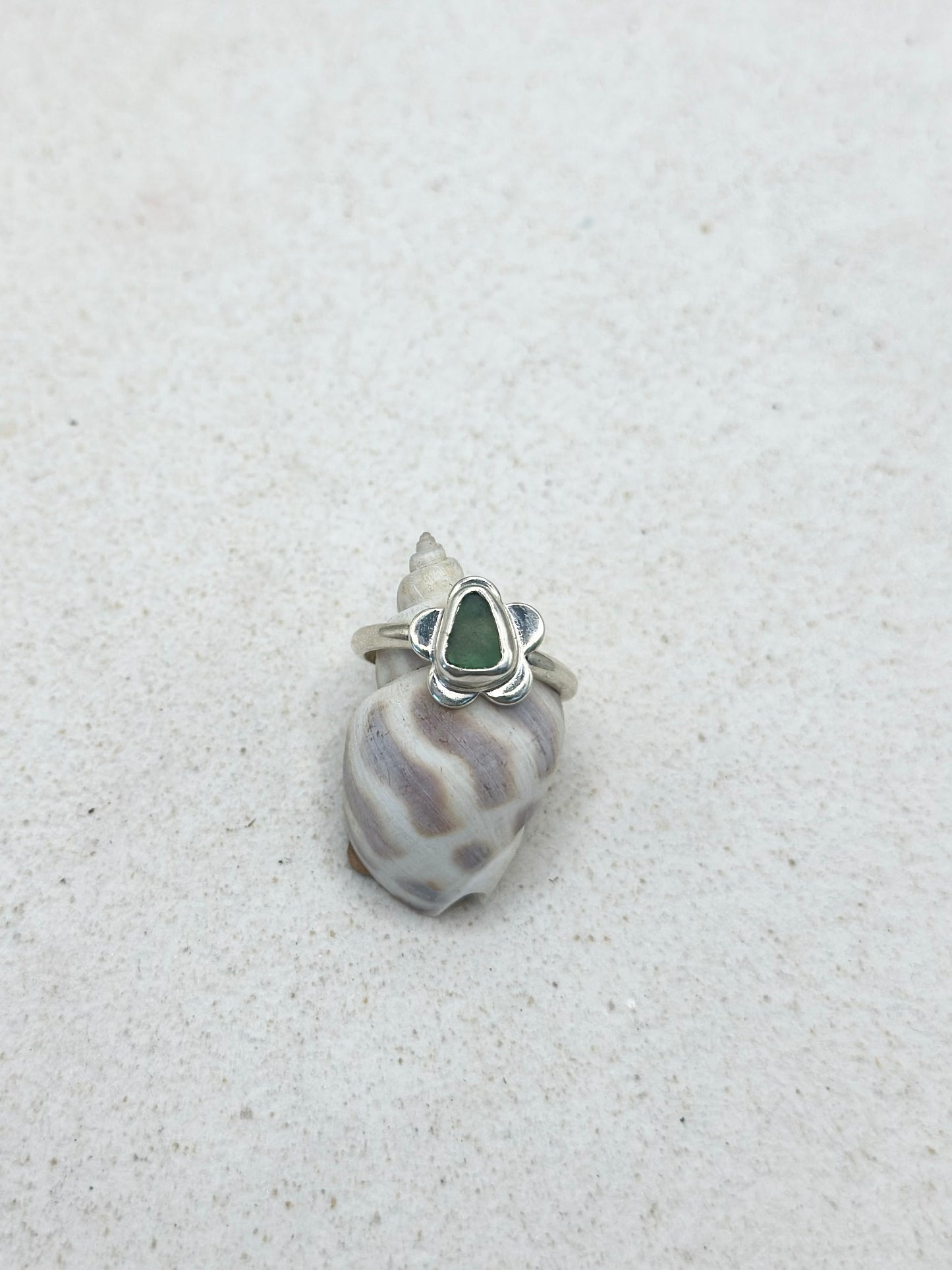 Green Seaglass Flower Ring Silver