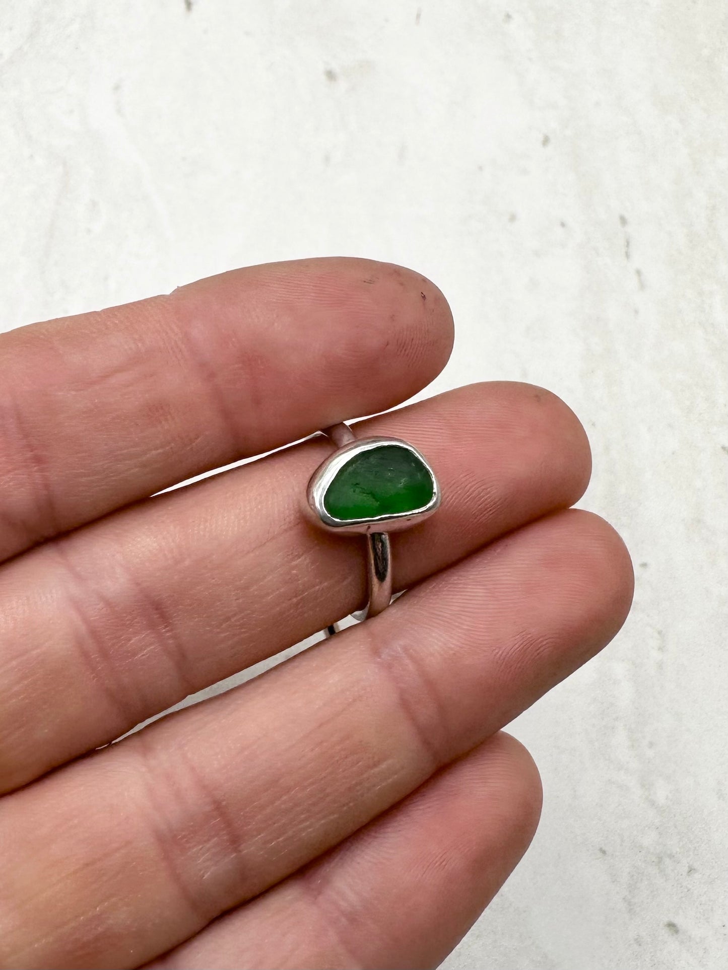 Green Seaglass Ring Silver - L