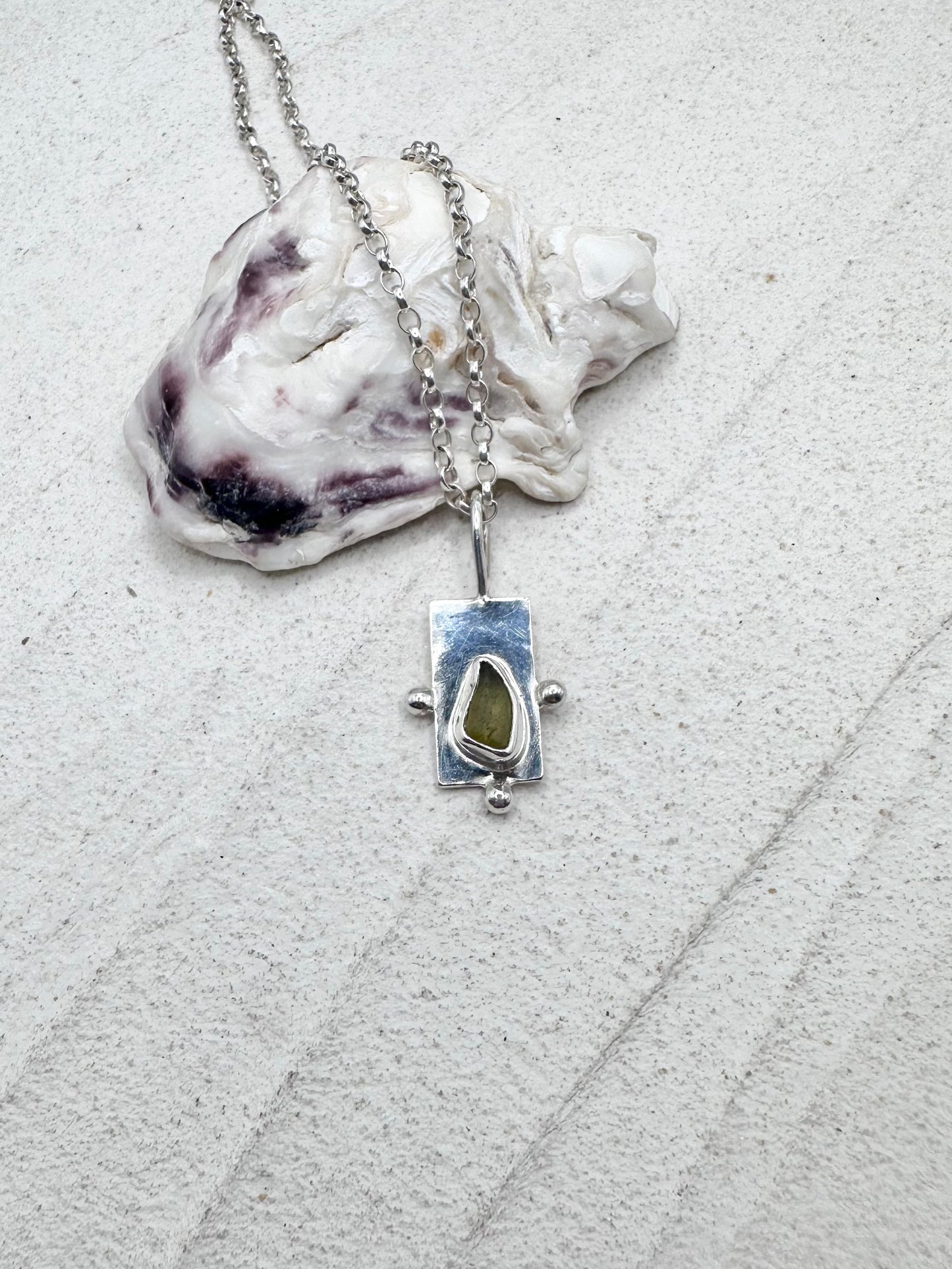 Dark Yellow Wayfinder Pendant Silver