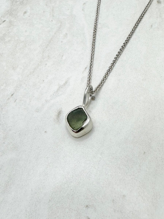 Green Seaglass Pendant Silver