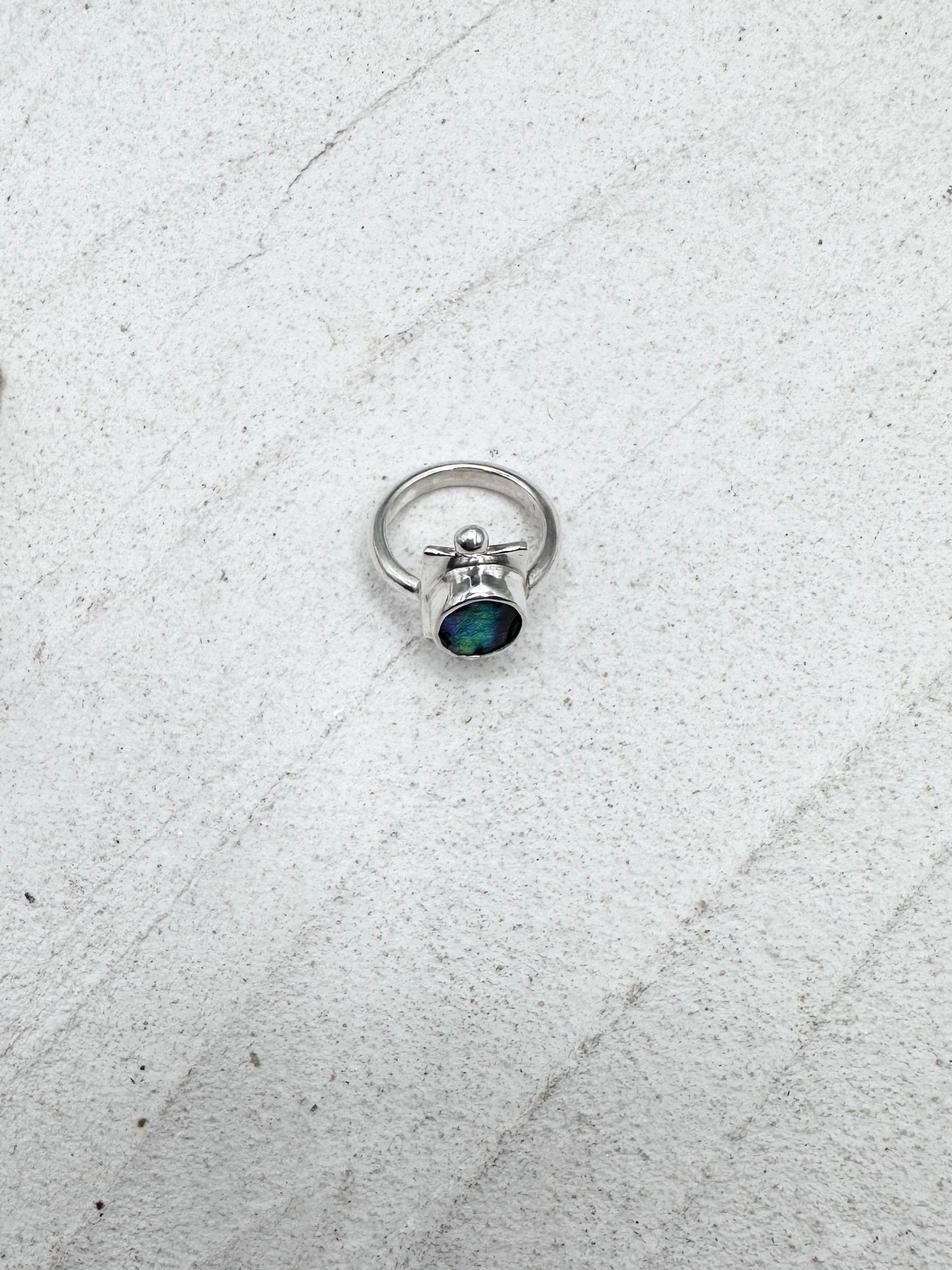Abalone Wayfinder Ring Silver