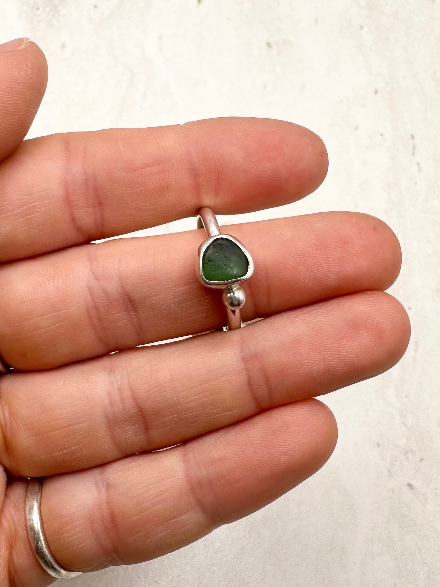 Green Seaglass Ring Silver - R