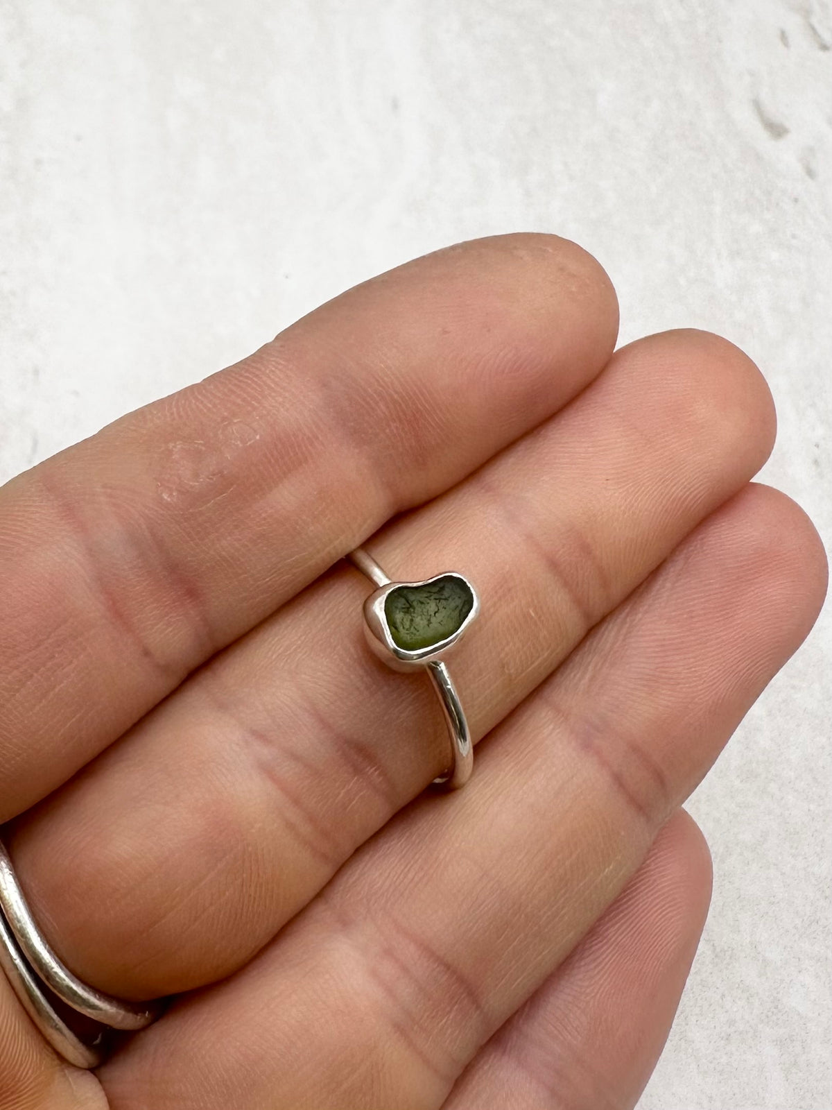 Green Seaglass Ring Silver - O