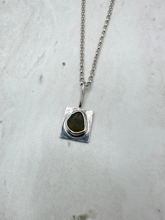 Green Wayfinder Pendant Silver