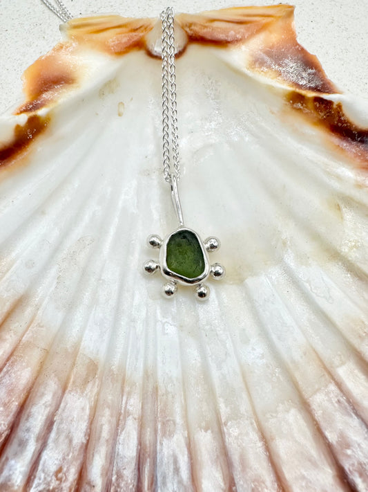 Green Sunburst Pendant Silver
