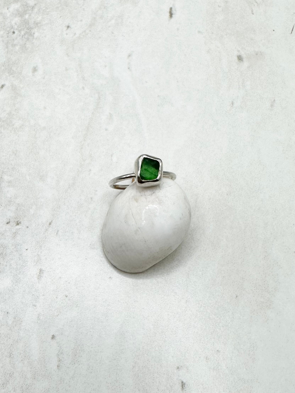 Green Seaglass Ring Silver - J