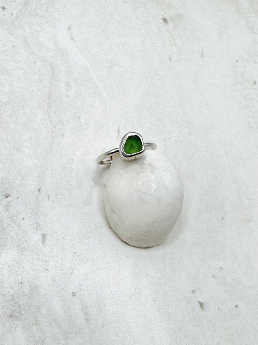 Green Seaglass Ring Silver - I