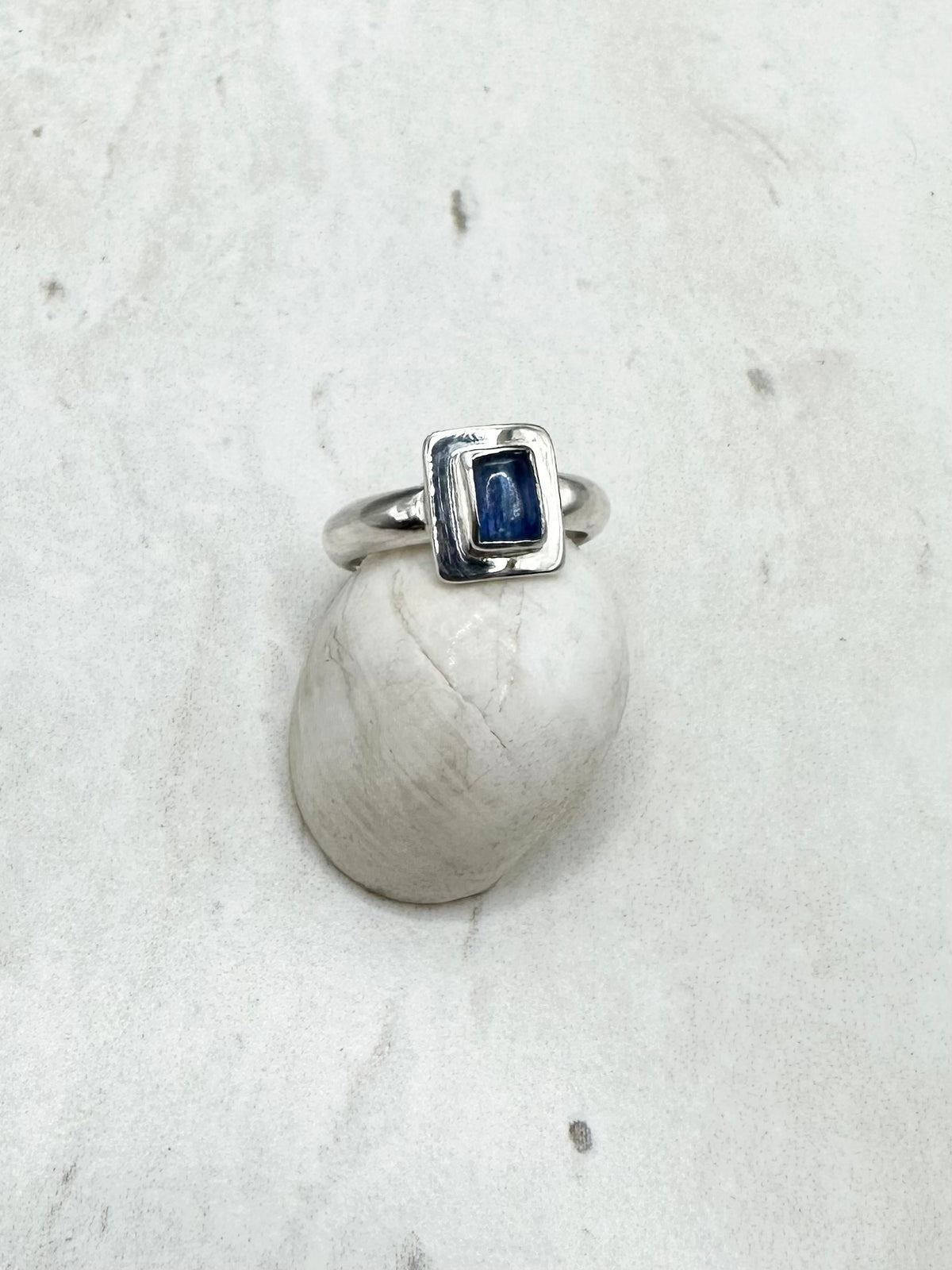 Square Kyanite Ring Silver - M