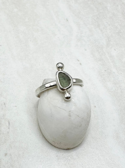 Green Seaglass Ring Silver - R
