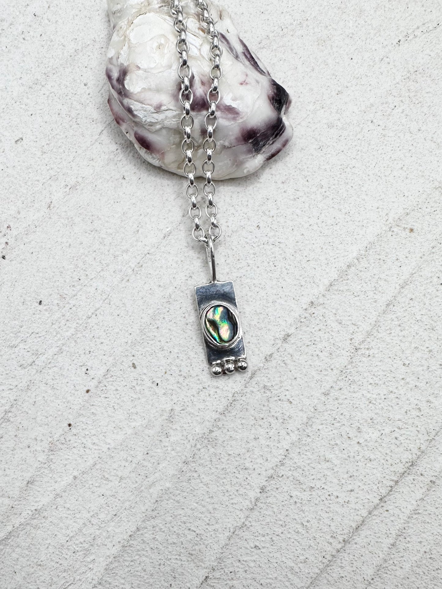 Abalone Wayfinder Pendant Silver