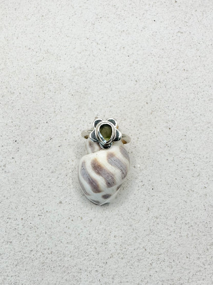 Green Seaglass Flower Ring Silver