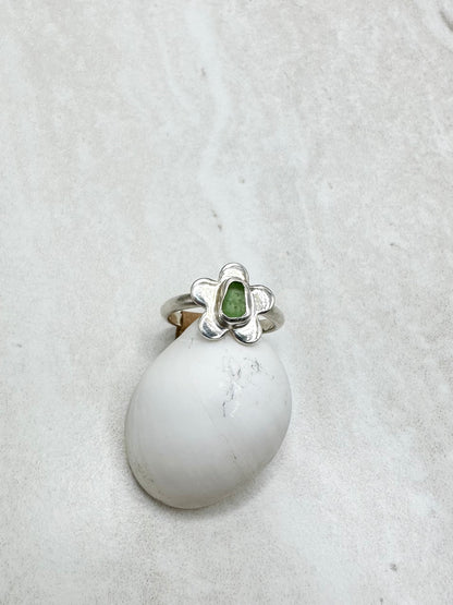 Green Seaglass Flower Ring Silver