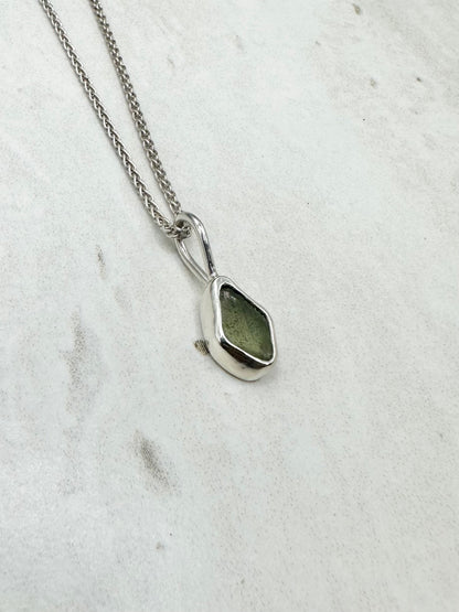 Green Seaglass Pendant Silver