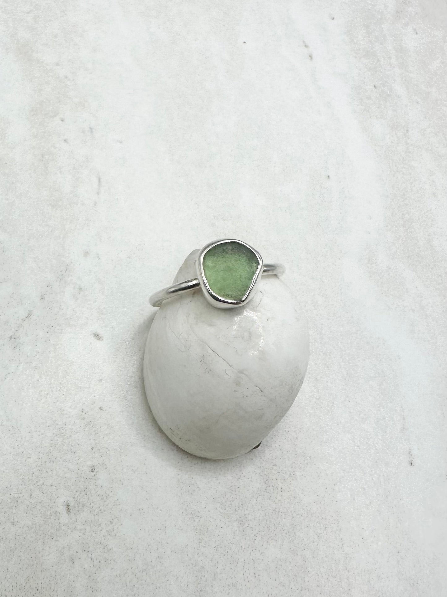 Light Green Seaglass Ring Silver - L