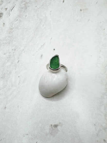 Green Seaglass Ring Silver - I.5