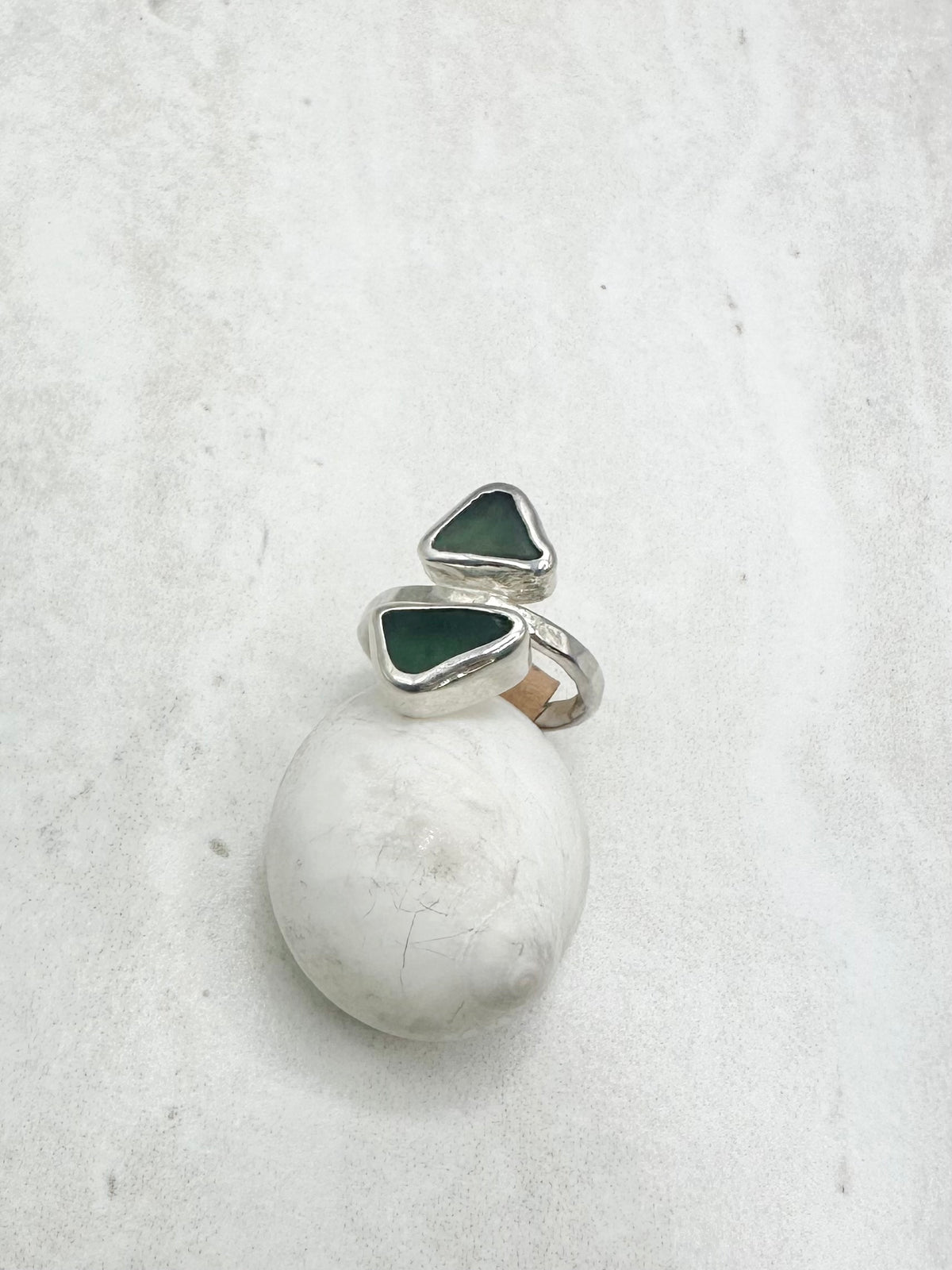Green Seaglass Ring Silver - H
