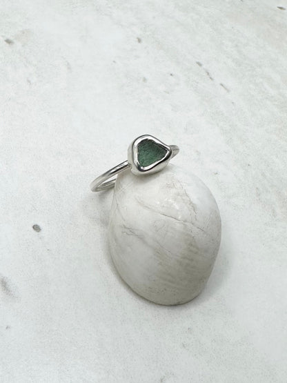 Green Seaglass Ring Silver - N