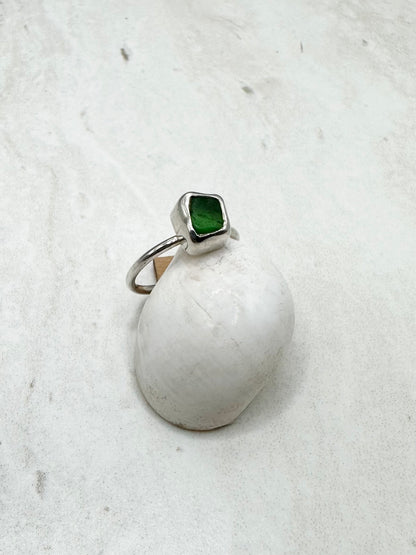 Green Seaglass Ring Silver - J
