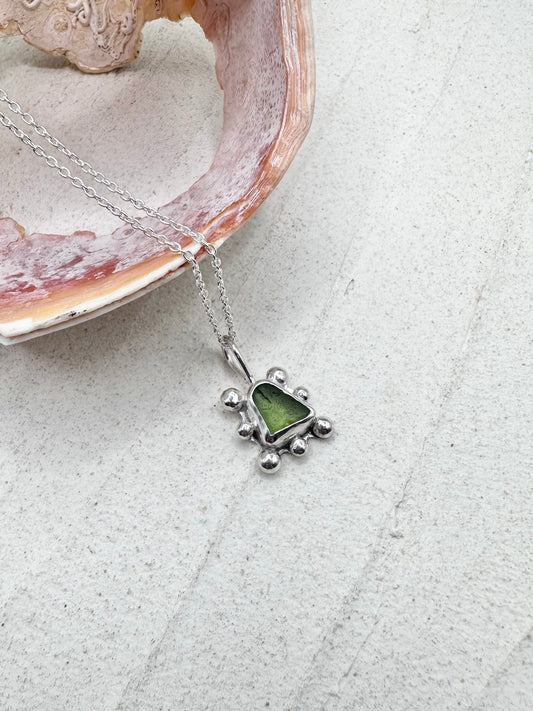 Sunburst Pendant in Green