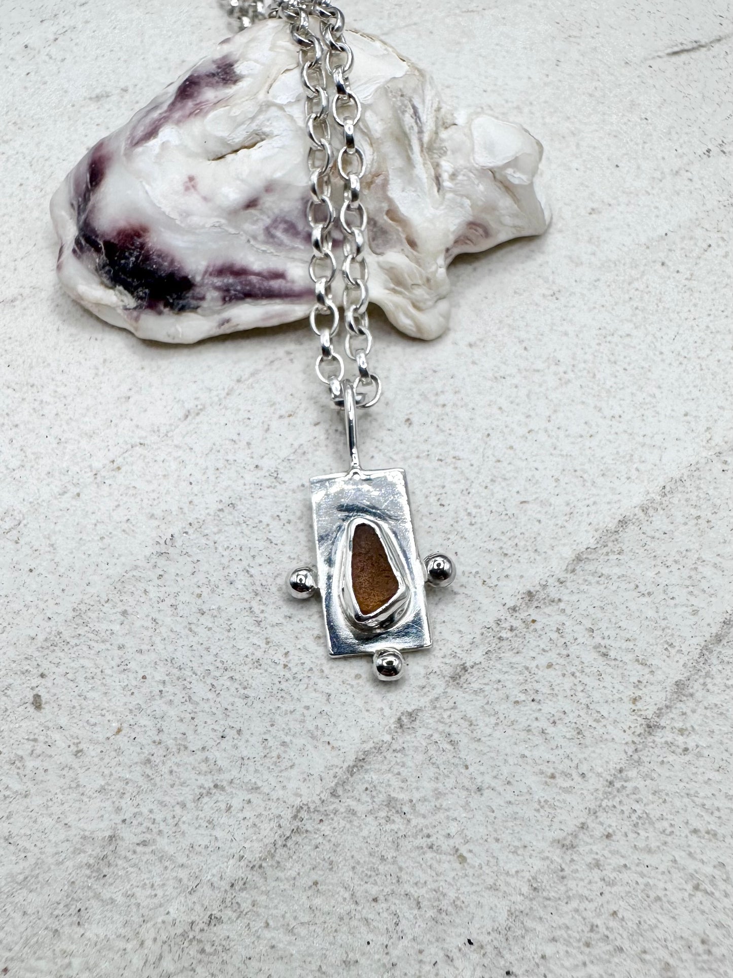 Amber Wayfinder Pendant Silver