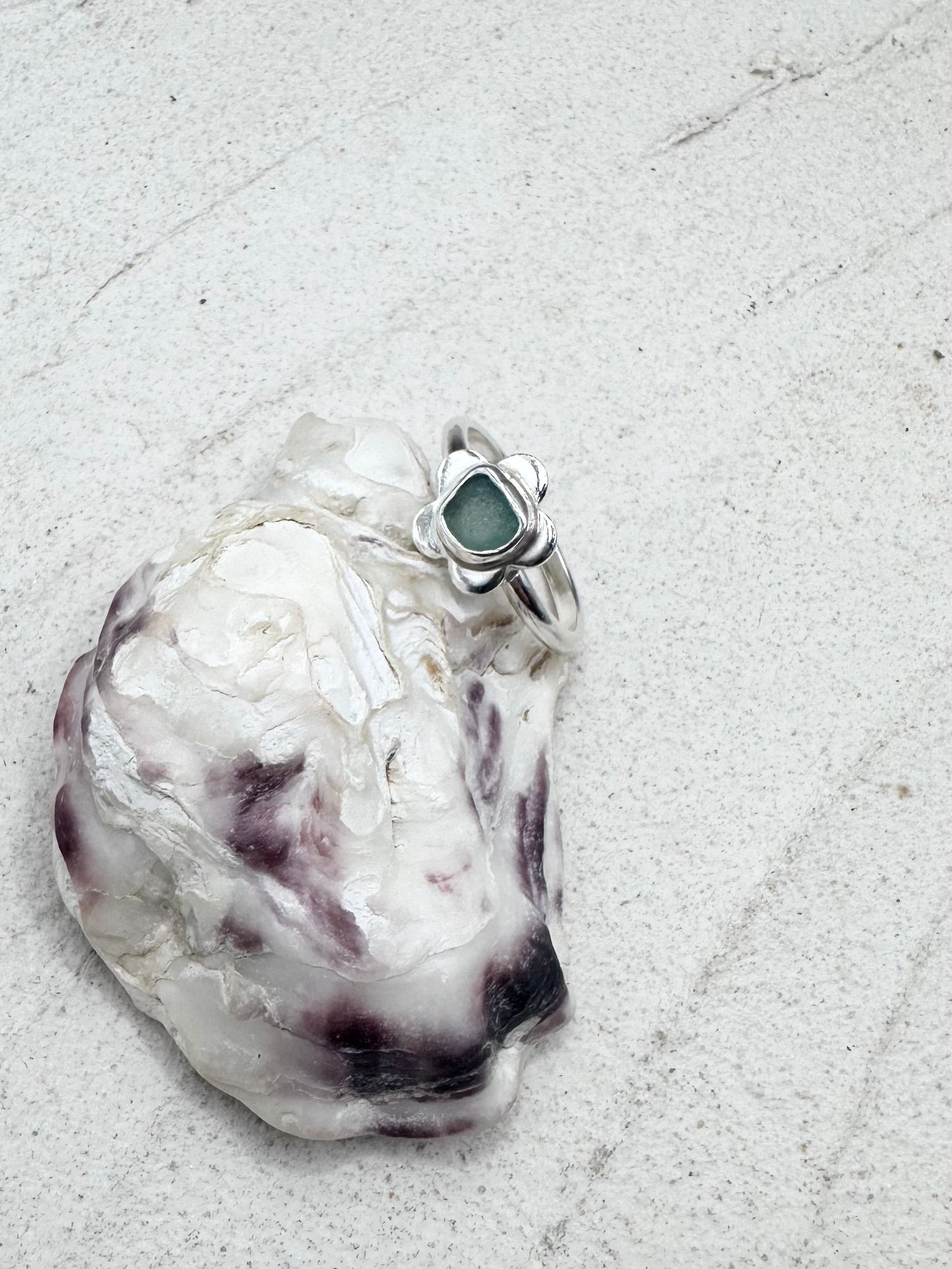 Green Seaglass Flower Ring Silver