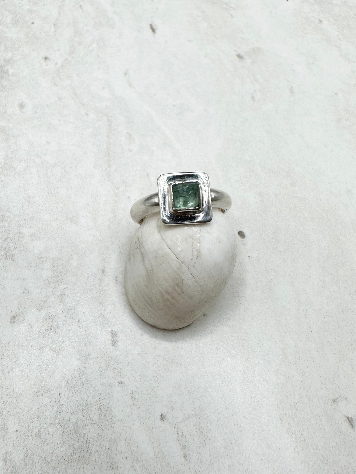 Square Kyanite Ring Silver - Q