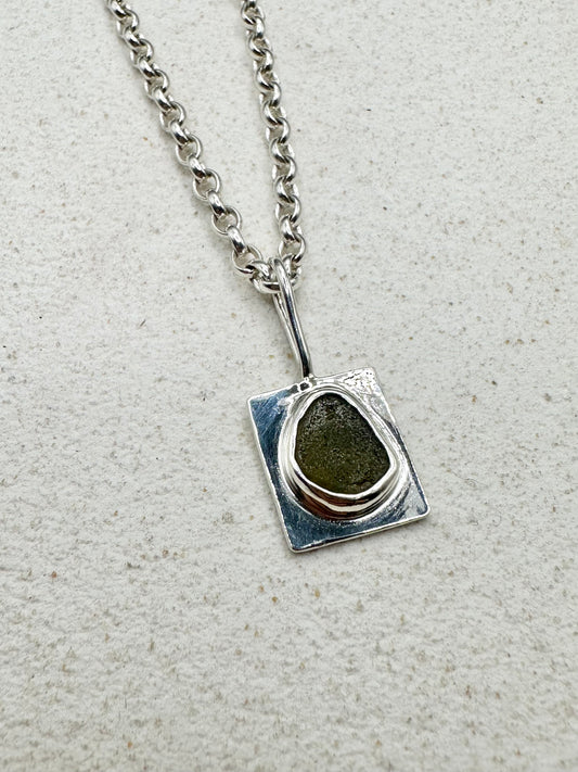 Green Wayfinder Pendant Silver