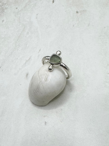 Green Seaglass Ring Silver - N