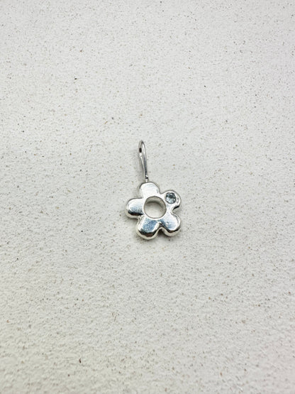 Chunky Flower Pendant Silver & Sapphire
