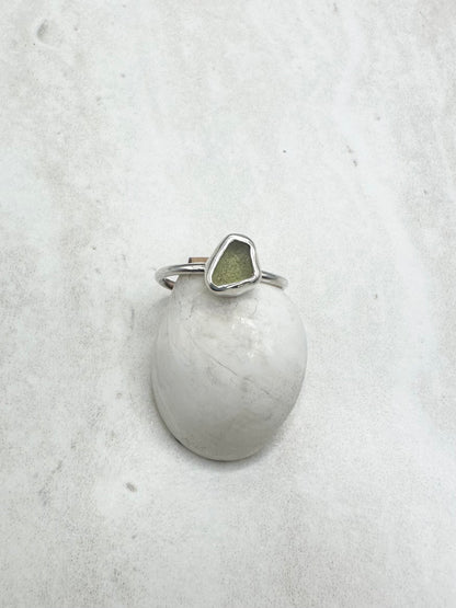 Light Green Seaglass Ring Silver - L