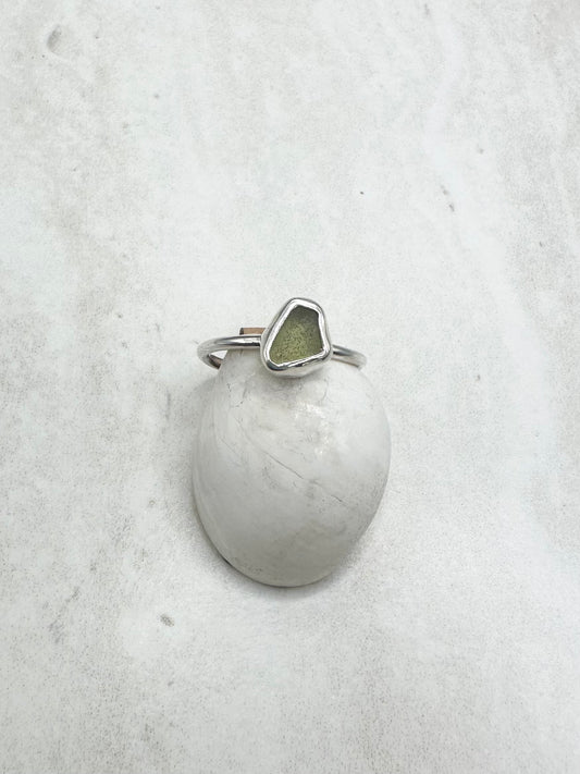 Light Green Seaglass Ring Silver - L