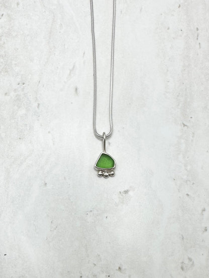 Green Sunburst Pendant Silver