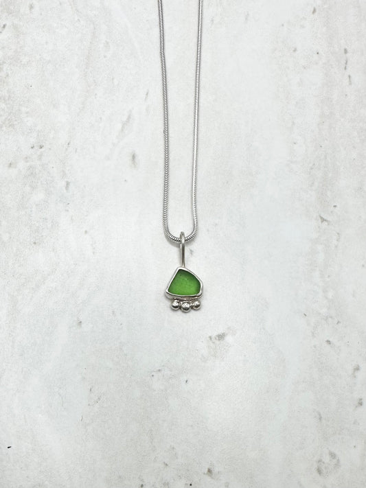 Green Sunburst Pendant Silver