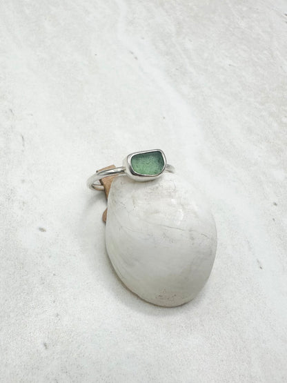 Green Seaglass Ring Silver - K