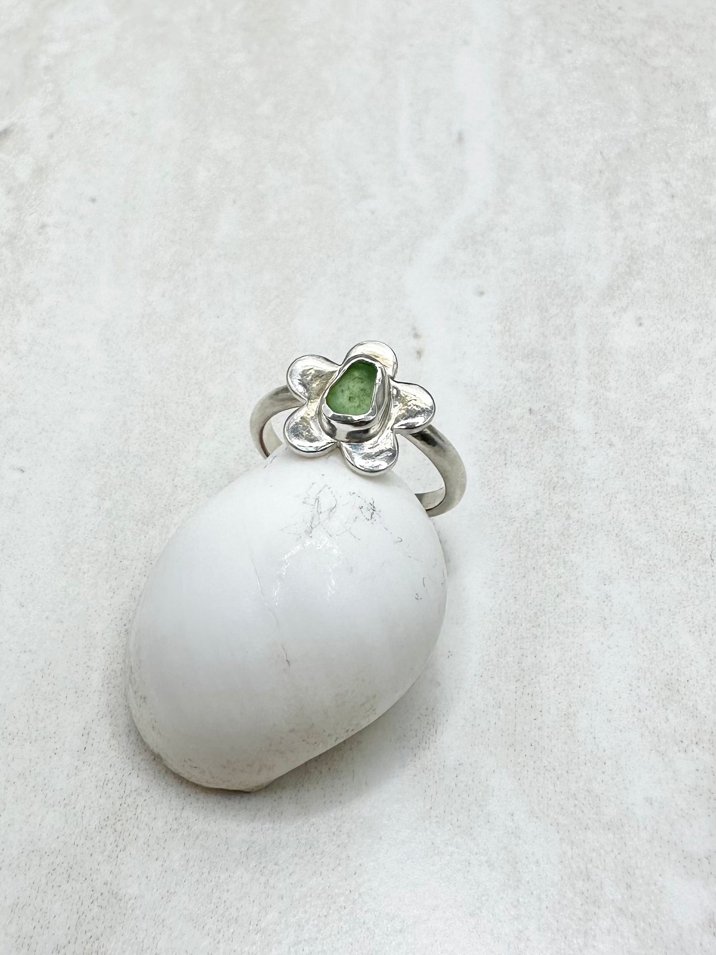 Green Seaglass Flower Ring Silver