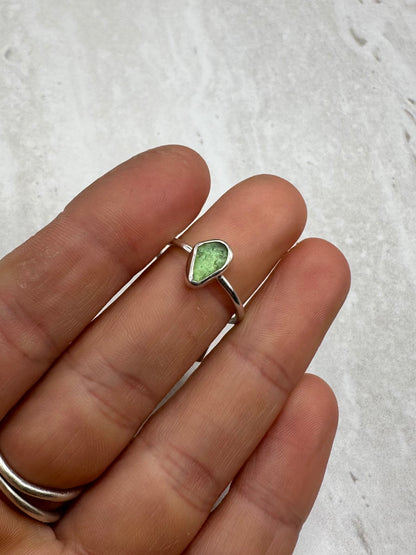 Green Seaglass Ring Silver - N