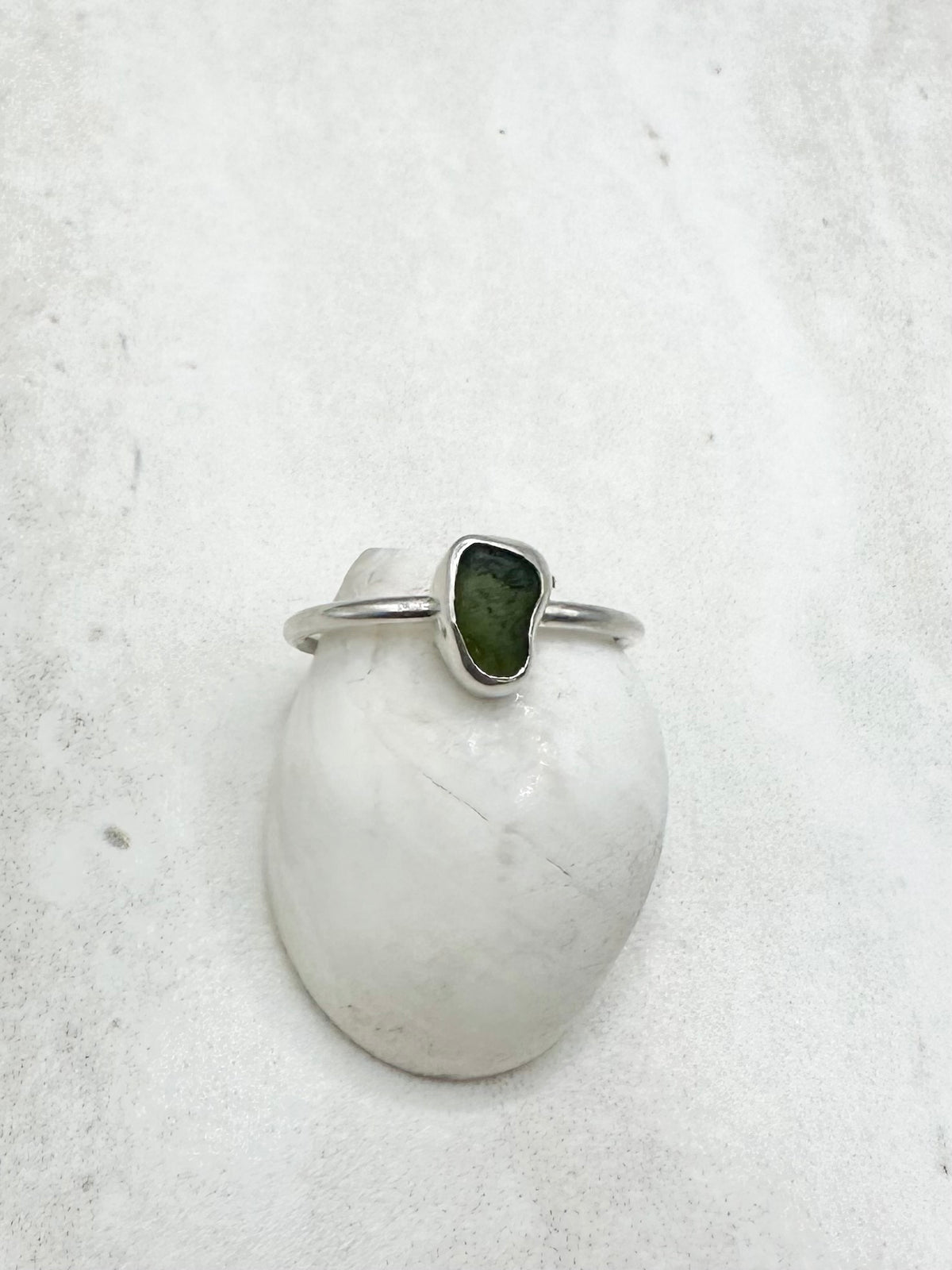 Green Seaglass Ring Silver - O