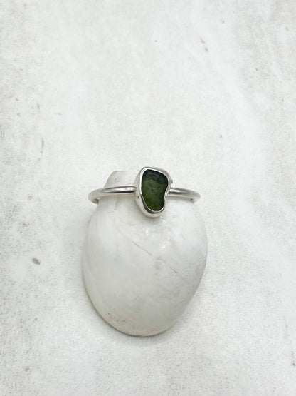 Green Seaglass Ring Silver - O