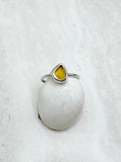 Yellow Seaglass Ring Silver - N