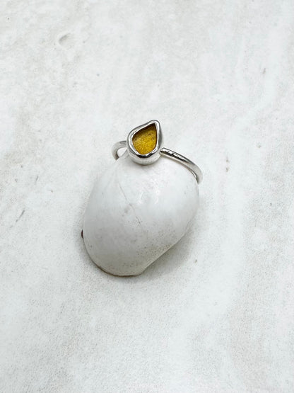 Yellow Seaglass Ring Silver - N