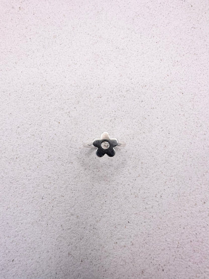 New Flower Ring Silver