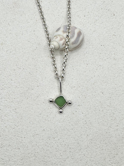 Green Sunburst Pendant Silver