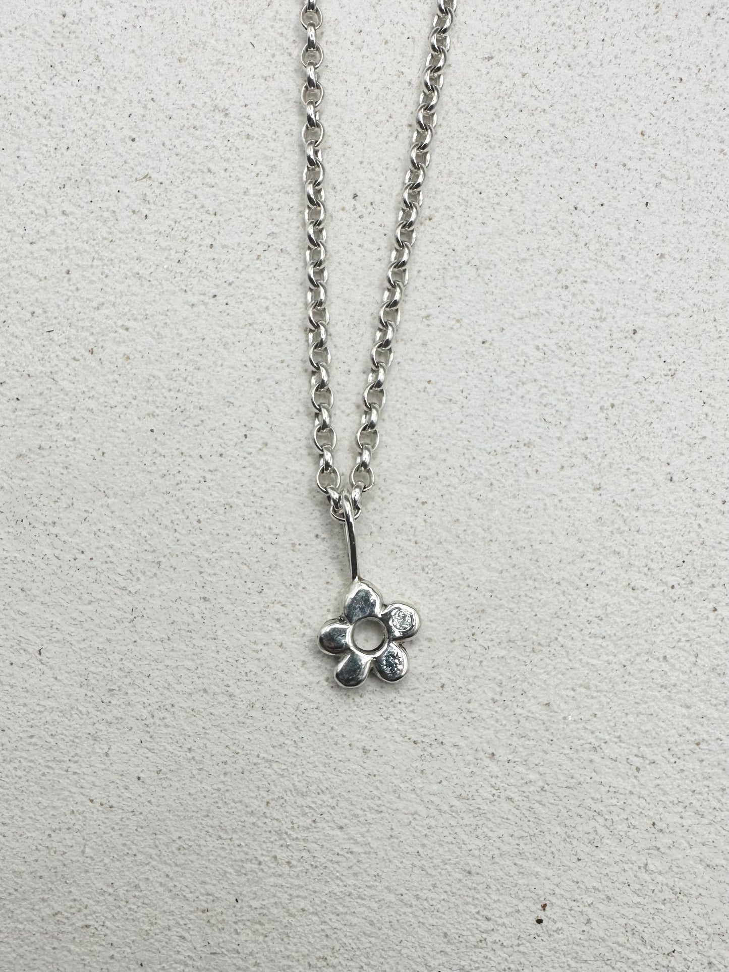 Mini Chunky Flower Pendant Silver & Aquamarine