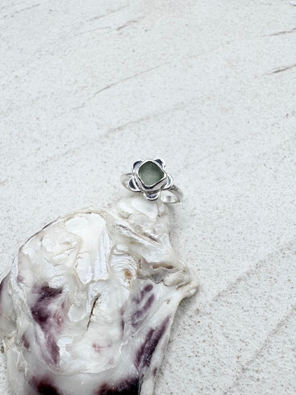 Light Green Seaglass Flower Ring Silver