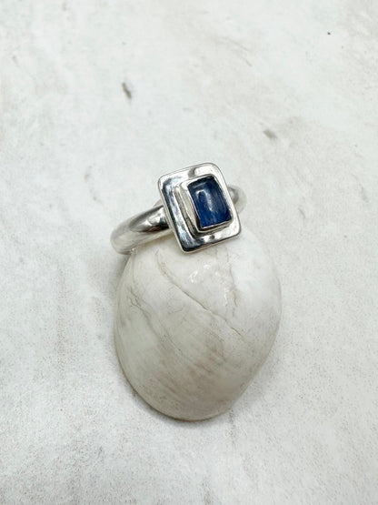 Square Kyanite Ring Silver - M