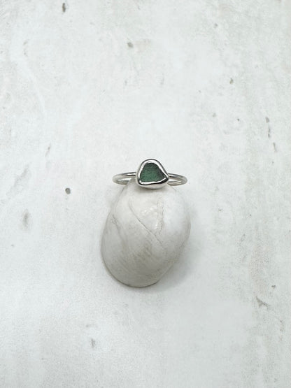 Green Seaglass Ring Silver - N