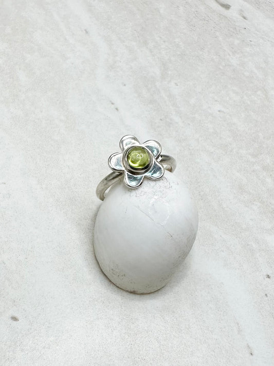 Peridot Flower Ring Silver