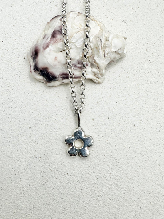 Chunky Flower Pendant Silver