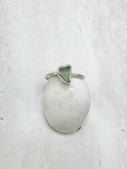 Green Seaglass Ring Silver - K