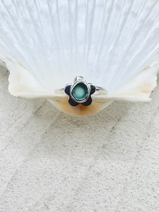 Flower Seaglass Ring in Teal